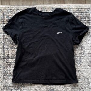 Levi's Classic Black Tee